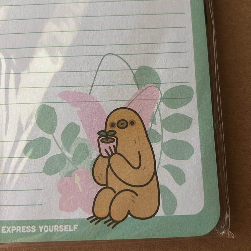 Pusheen Box Exclusive Notepad - Picture 4 of 5